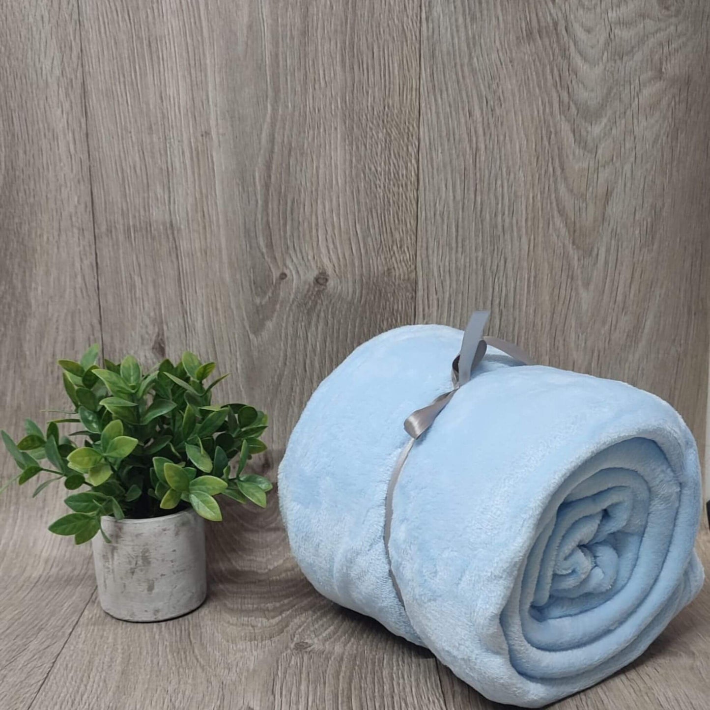 Cobija Flannel 1200 g Fondo Entero Azul Claro SF12007