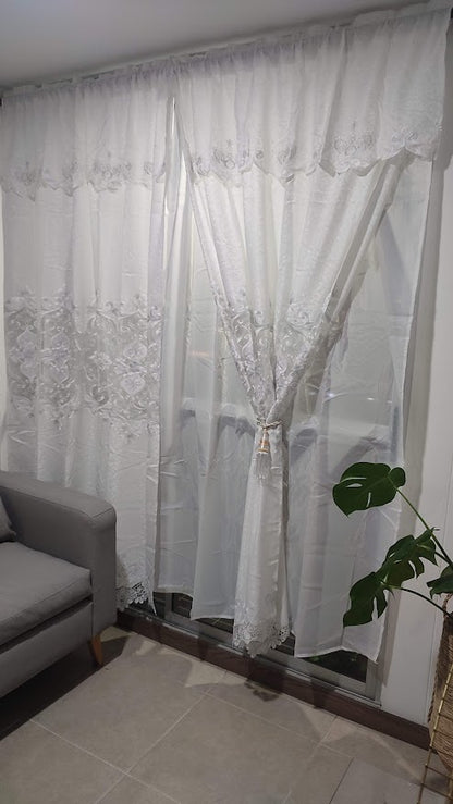 Juego de Cortinas Bordadas con Velo CVB0001 BLANCA