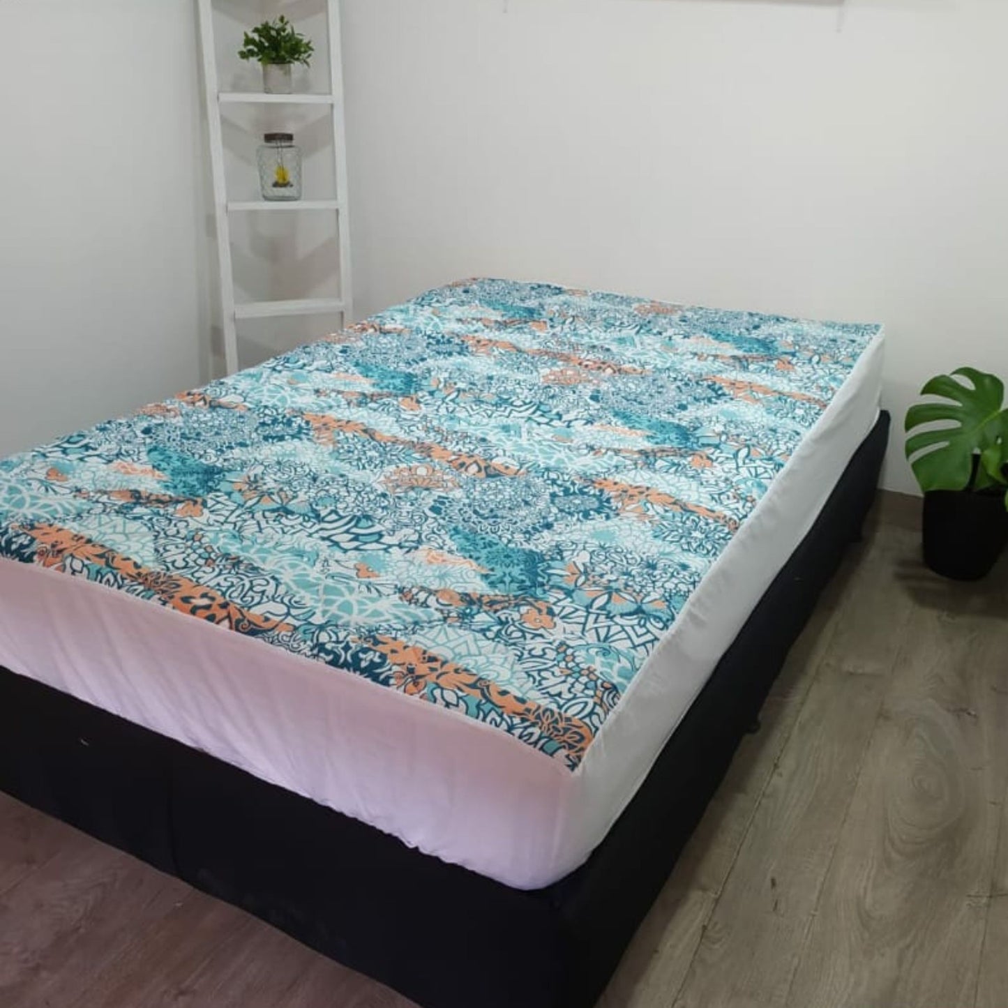 Protector de Colchón Ajustable Cama Semi Doble PROTC82