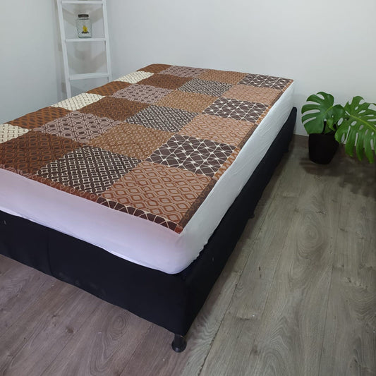 Protector de Colchón Ajustable Cama Semi Doble PROTC84